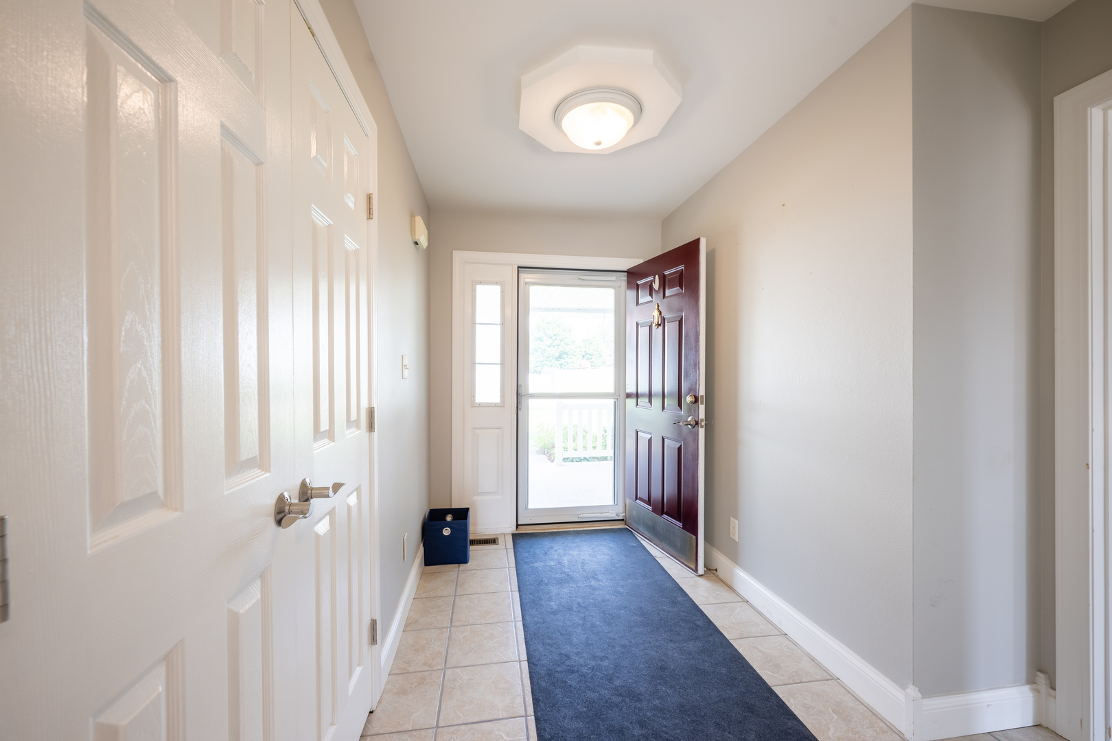511 Winston Drive Property Photo 4