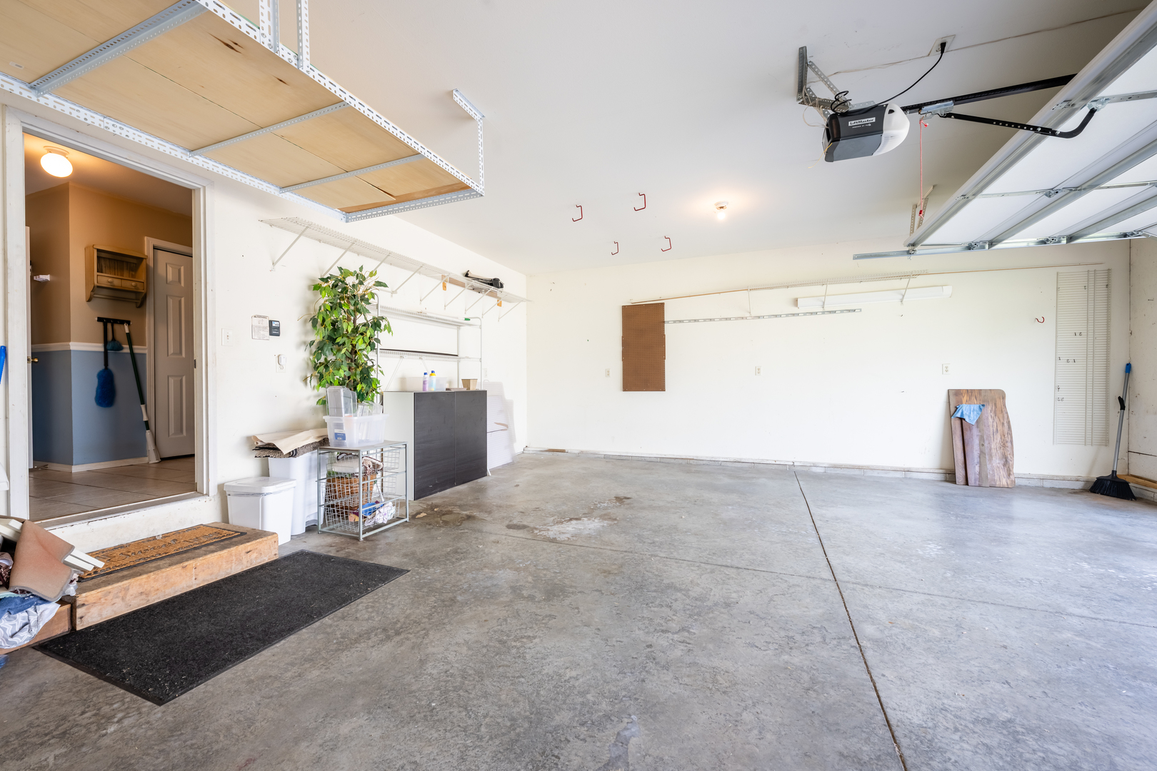 511 Winston Drive Property Photo 24