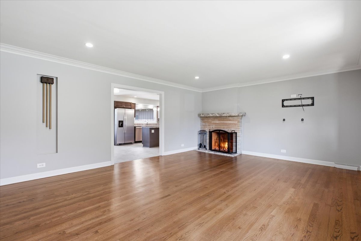 6 Meadowood Drive Property Photo 4
