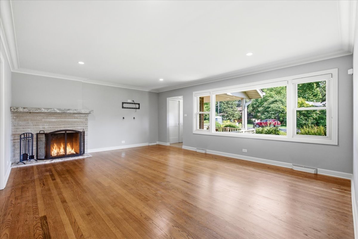 6 Meadowood Drive Property Photo 5
