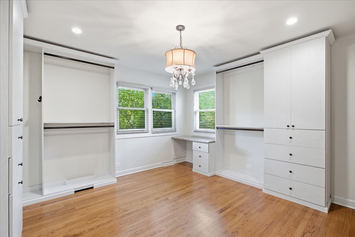 6 Meadowood Drive Property Photo 9