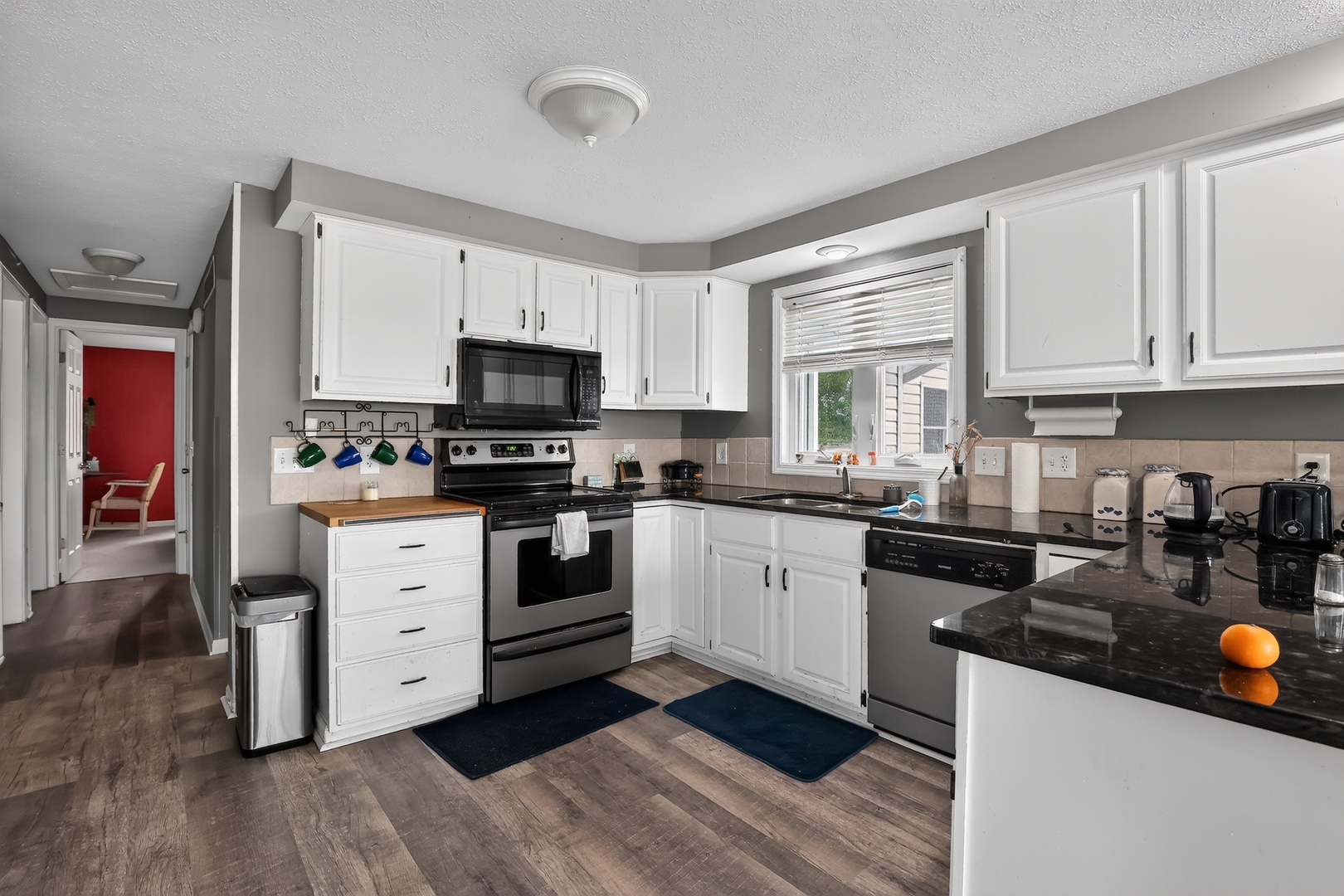 1904 Baintree Road Property Photo 11