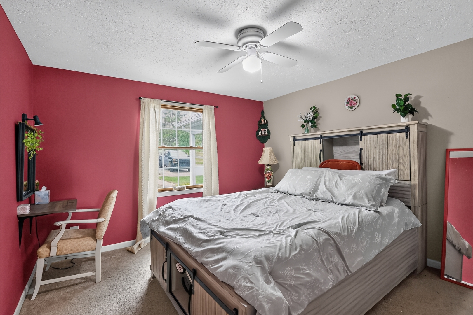 1904 Baintree Road Property Photo 15