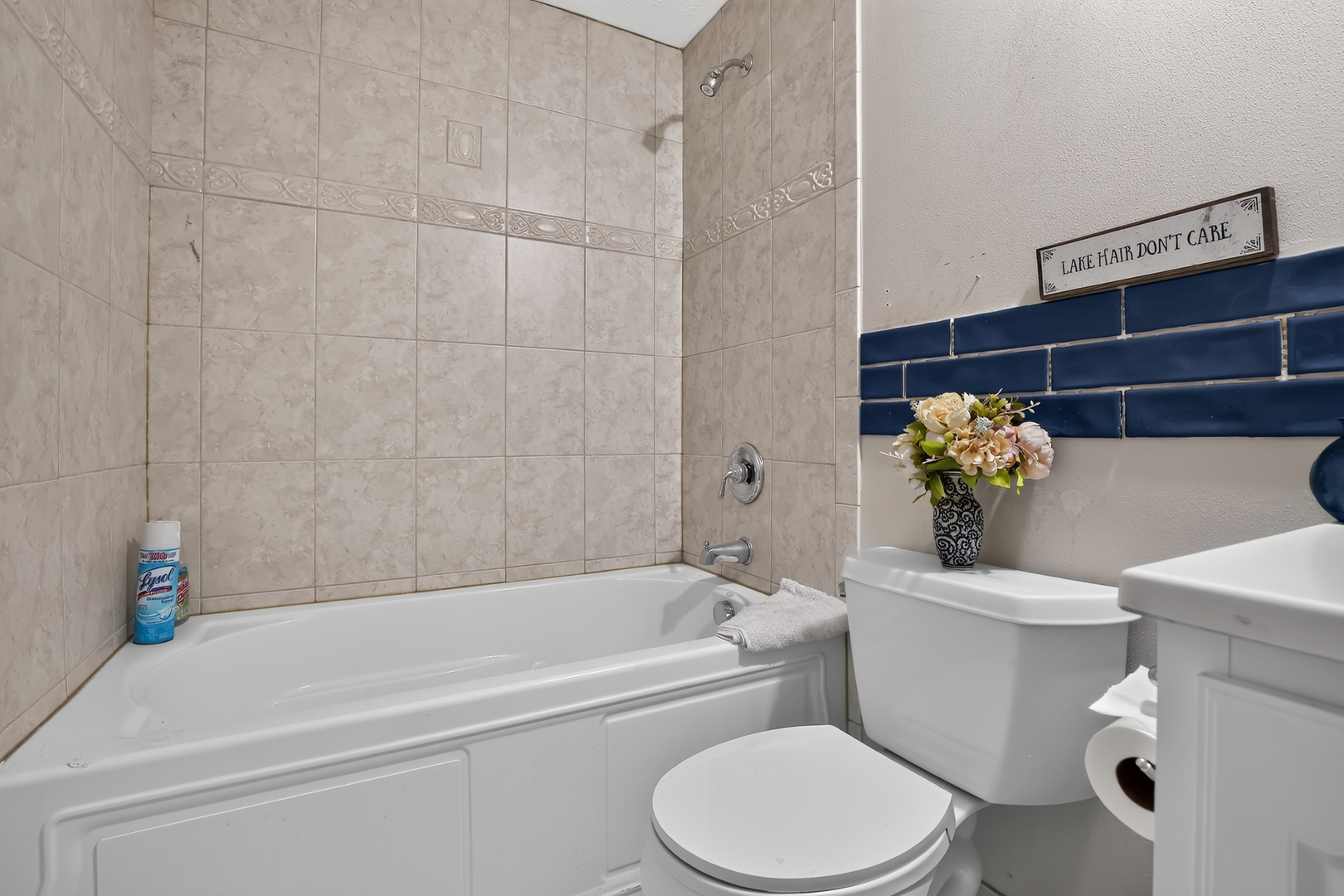 1904 Baintree Road Property Photo 23