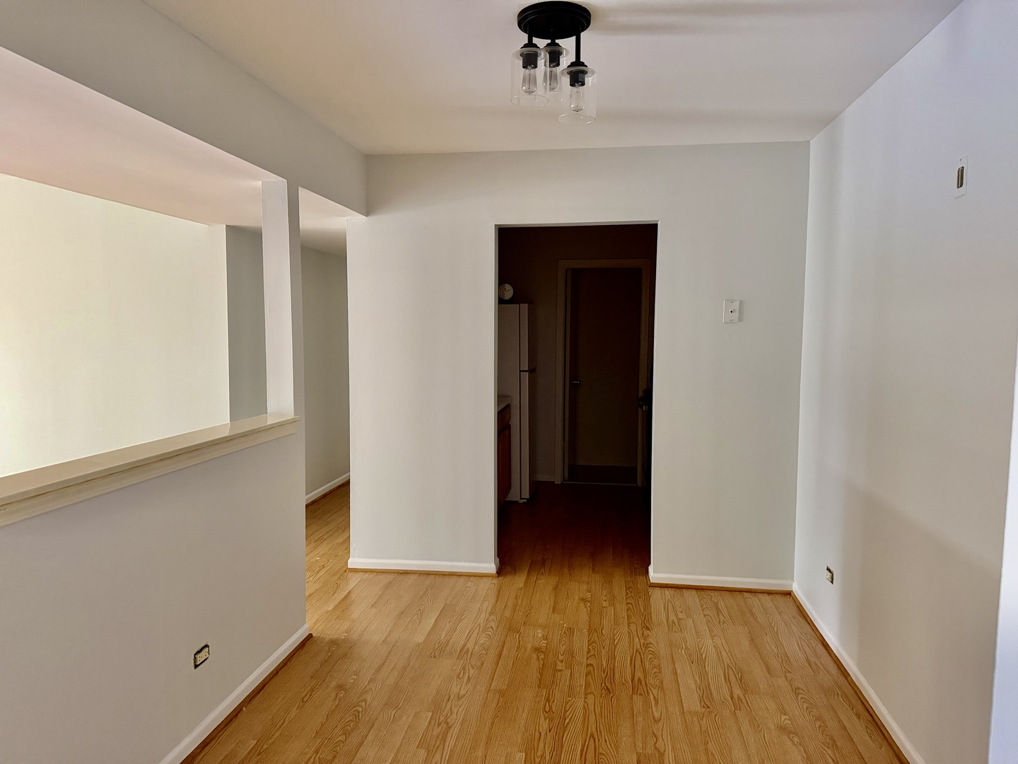 5721 W 103rd Street 304 Property Photo 5