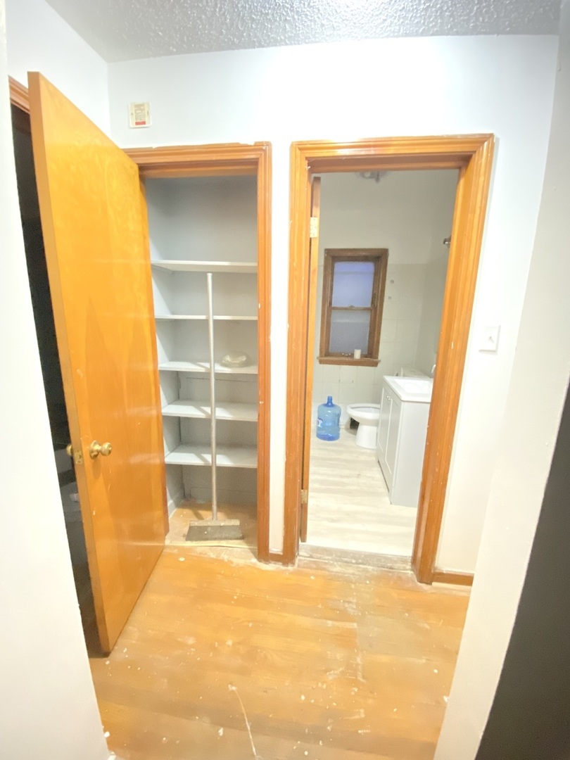 14210 S Wabash Avenue Property Photo 14