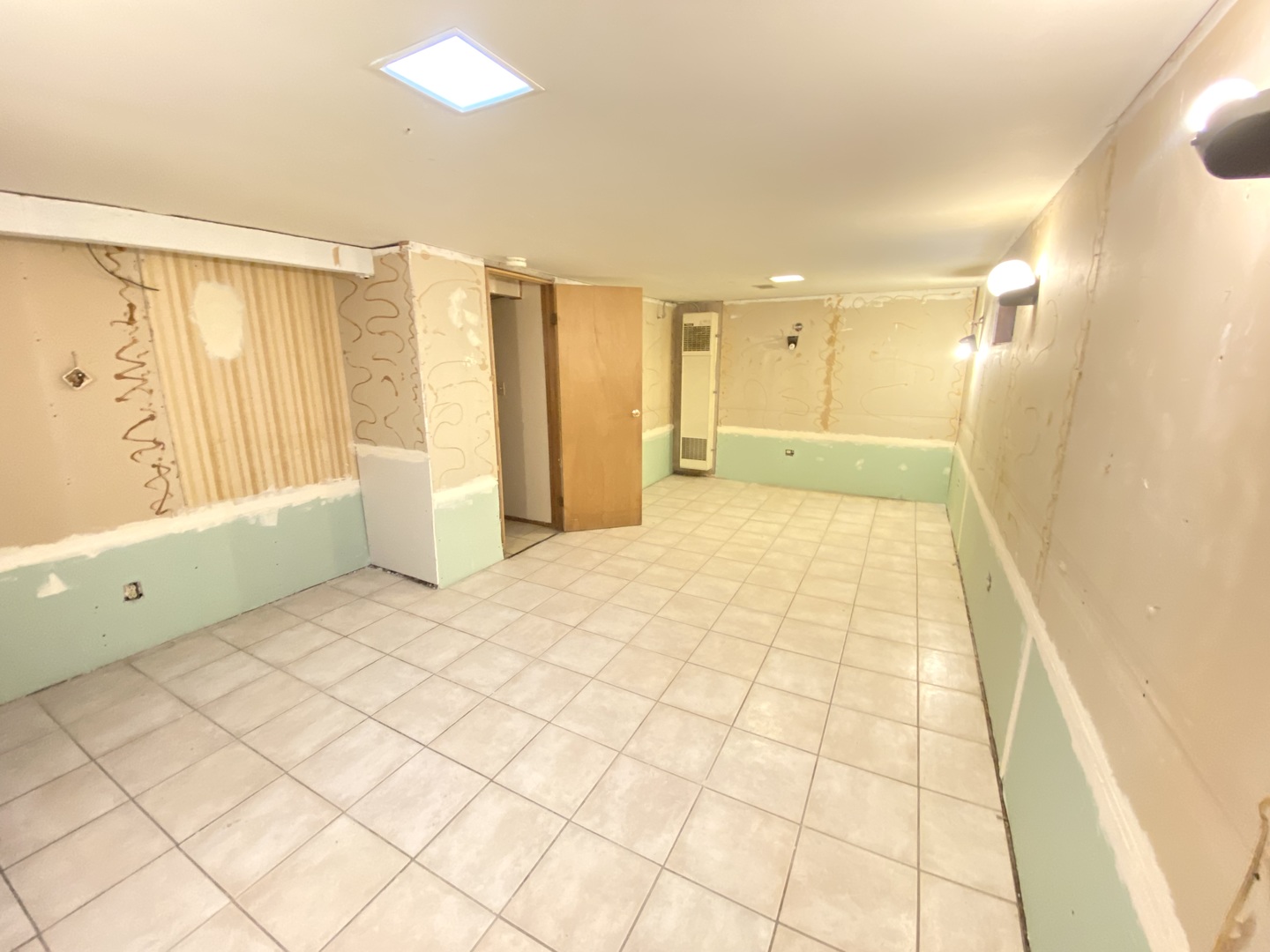14210 S Wabash Avenue Property Photo 17