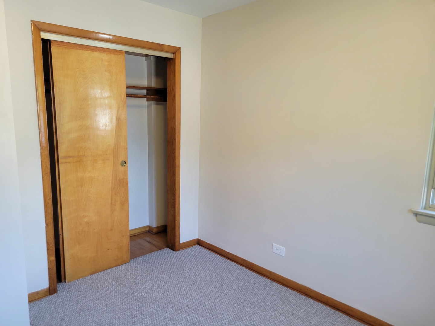 3213 Cuyler Avenue Property Photo 9