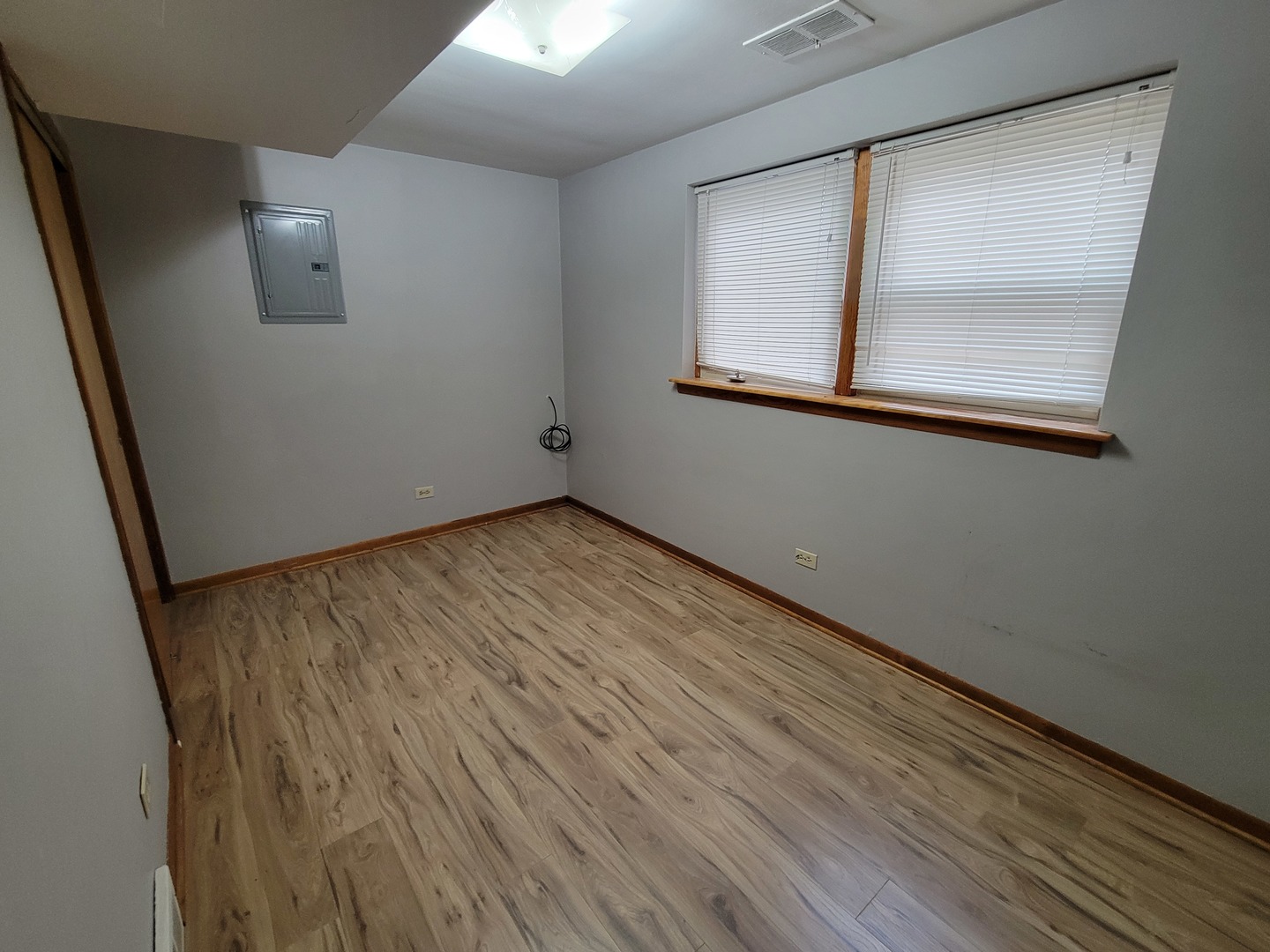 3213 Cuyler Avenue Property Photo 19