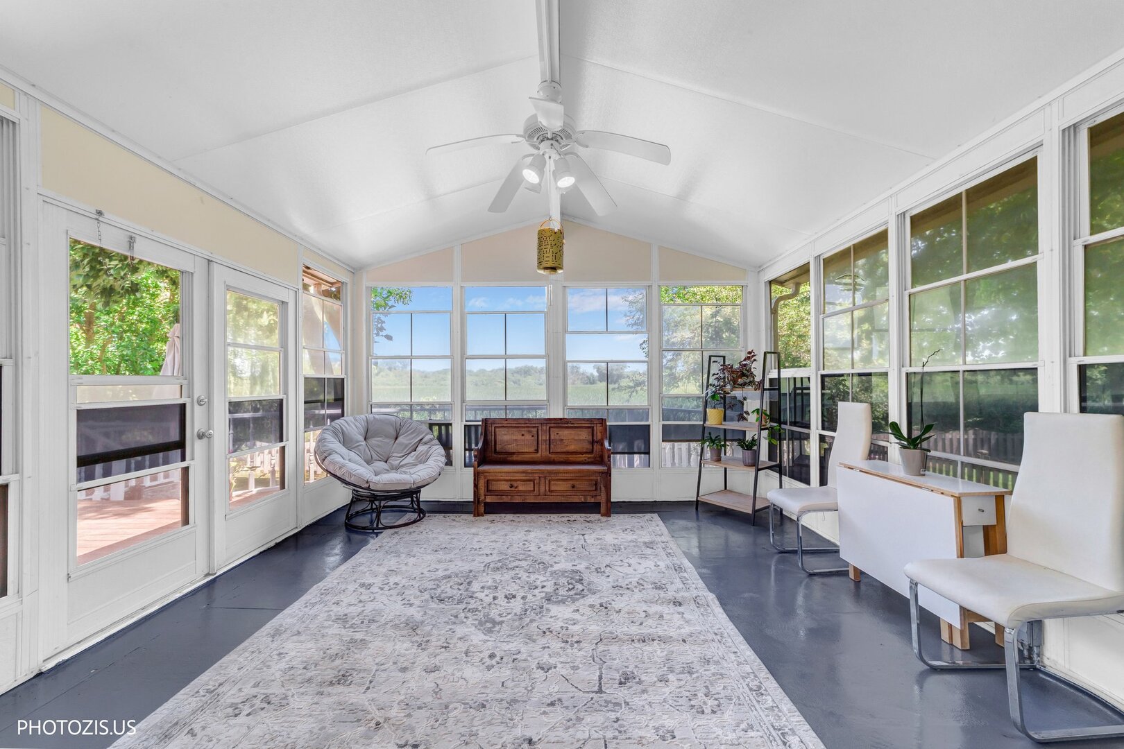 320 Ambria Drive Property Photo 13