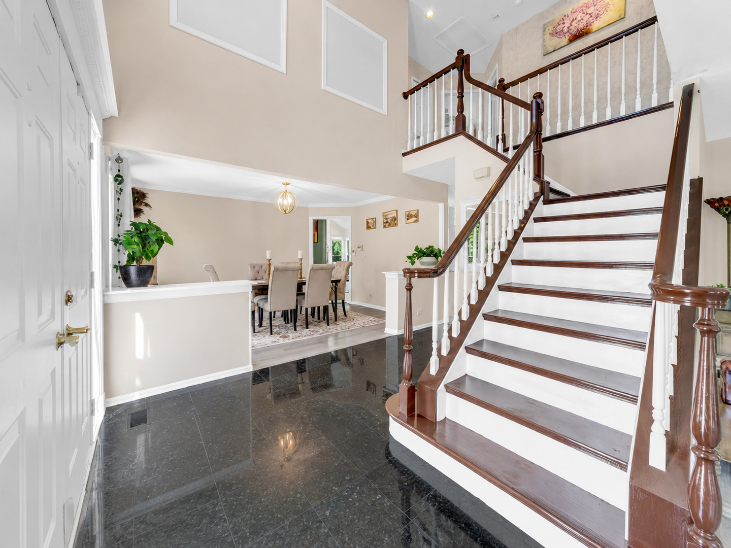 320 Ambria Drive Property Photo 17