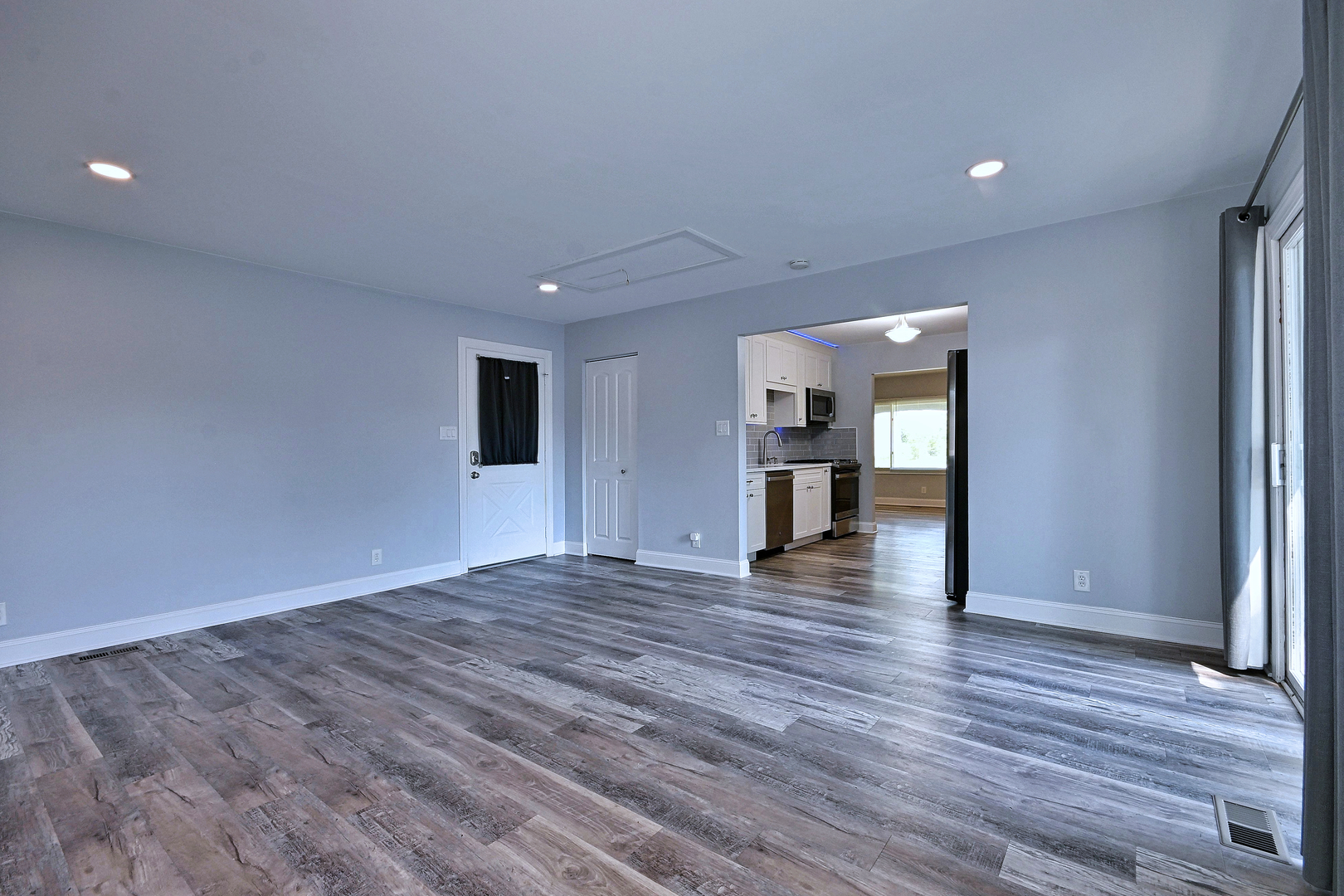 129 Springleaf Drive Property Photo 9