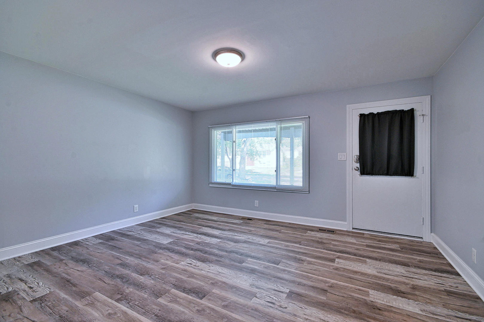 129 Springleaf Drive Property Photo 11