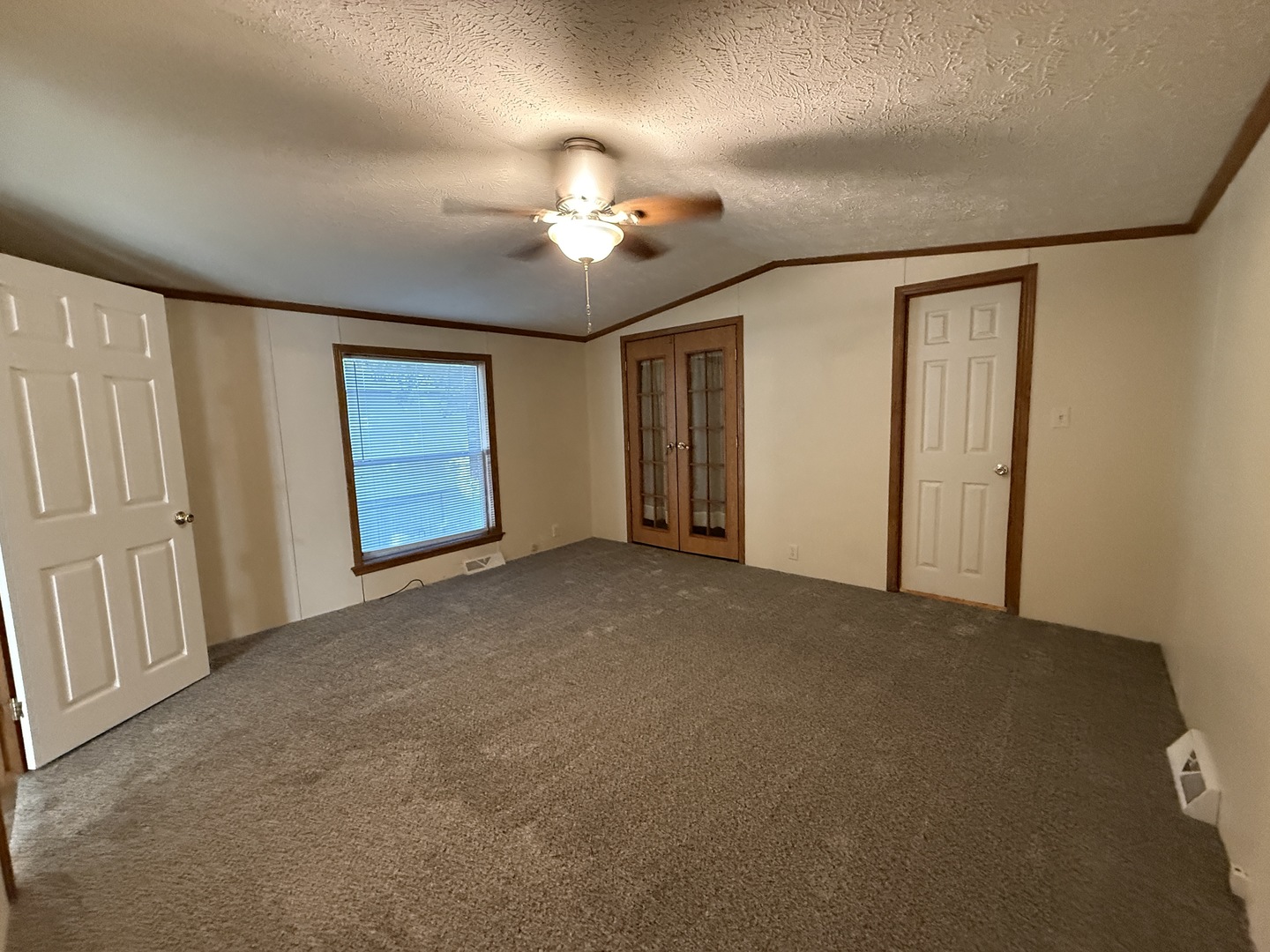 224 Oak Valley Drive Property Photo 6