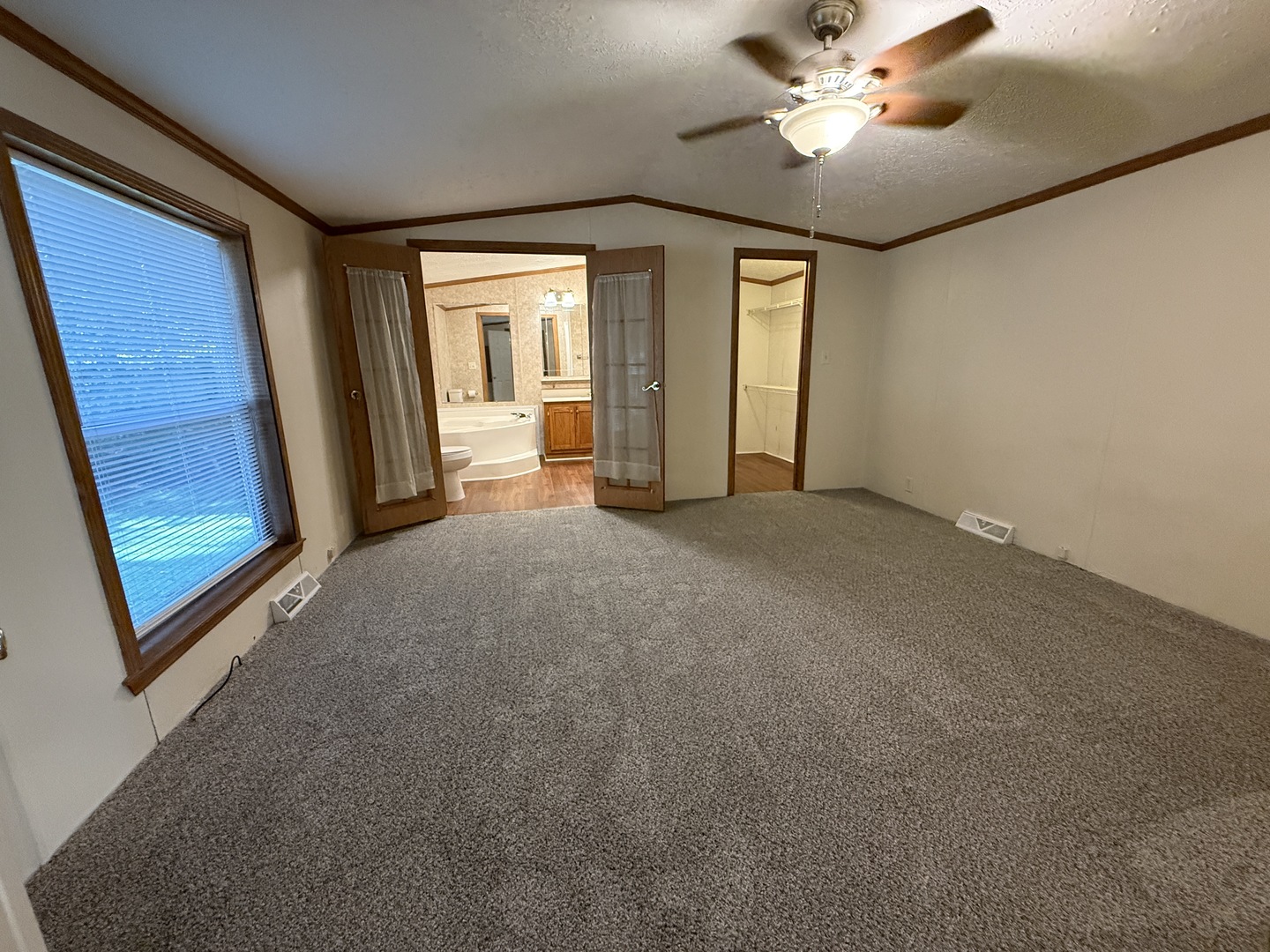 224 Oak Valley Drive Property Photo 7
