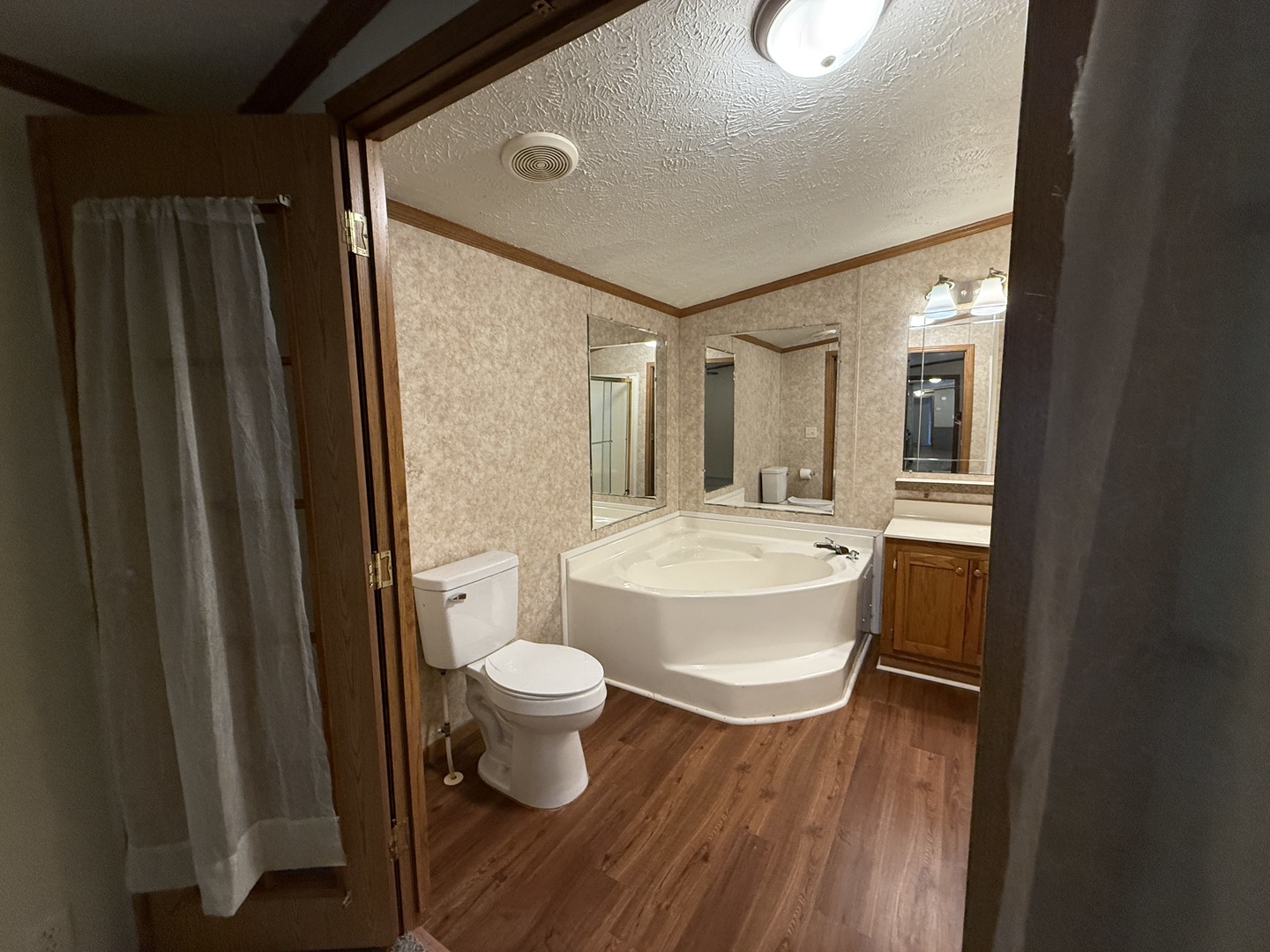 224 Oak Valley Drive Property Photo 10