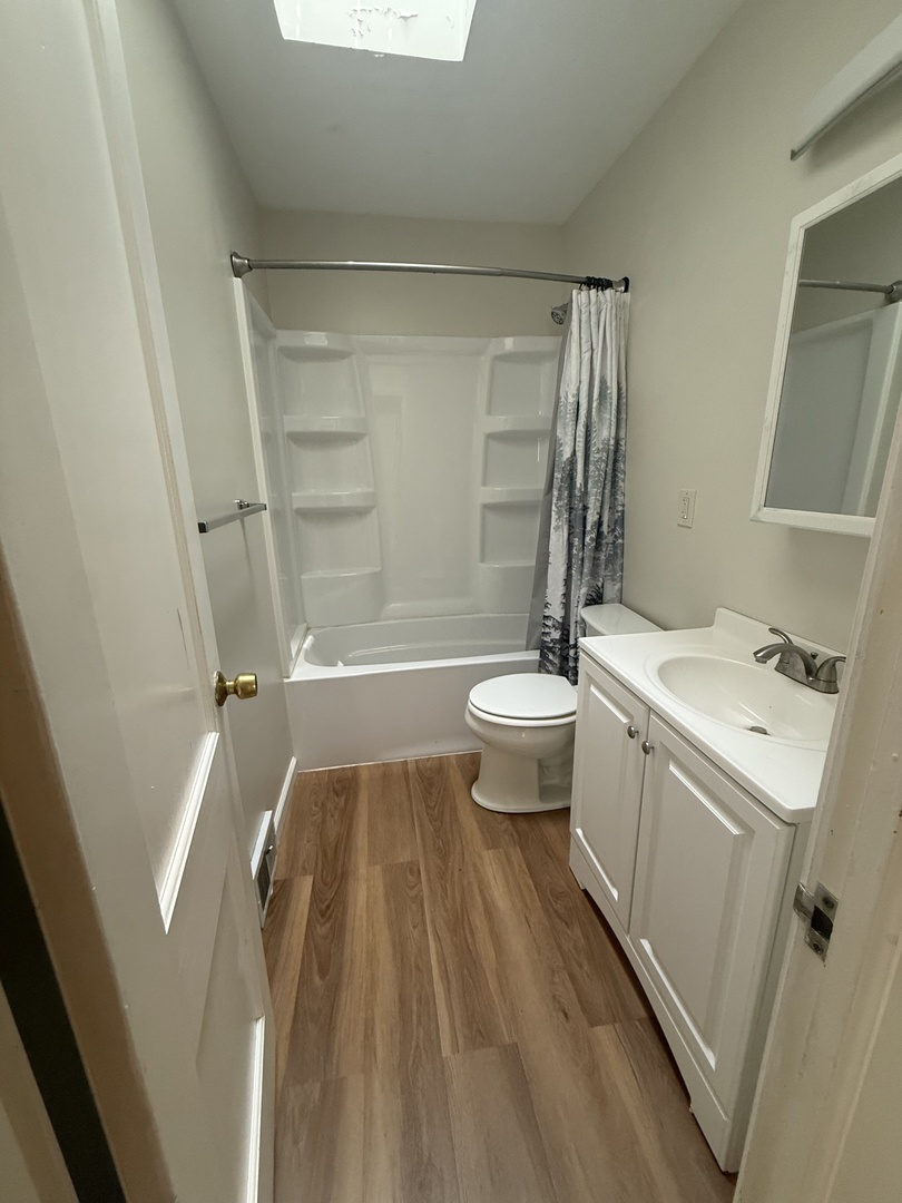 514 W 30th Street Property Photo 10