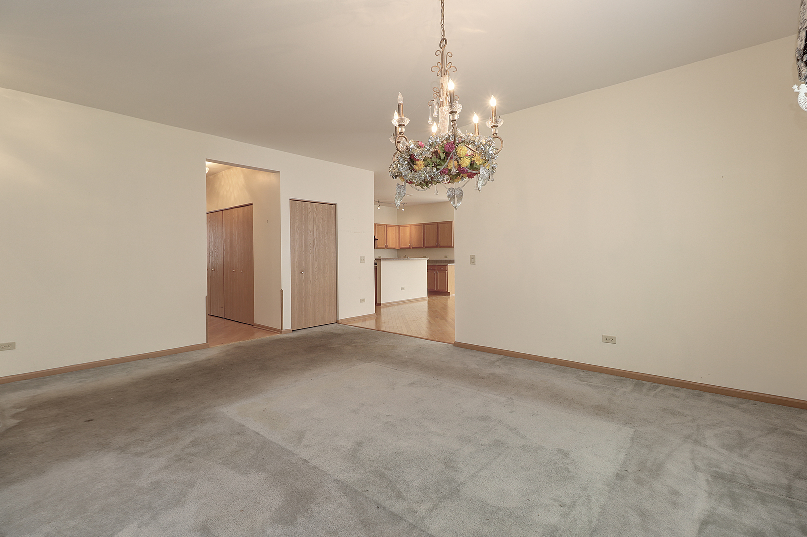 728 Holland Lane Property Photo 11