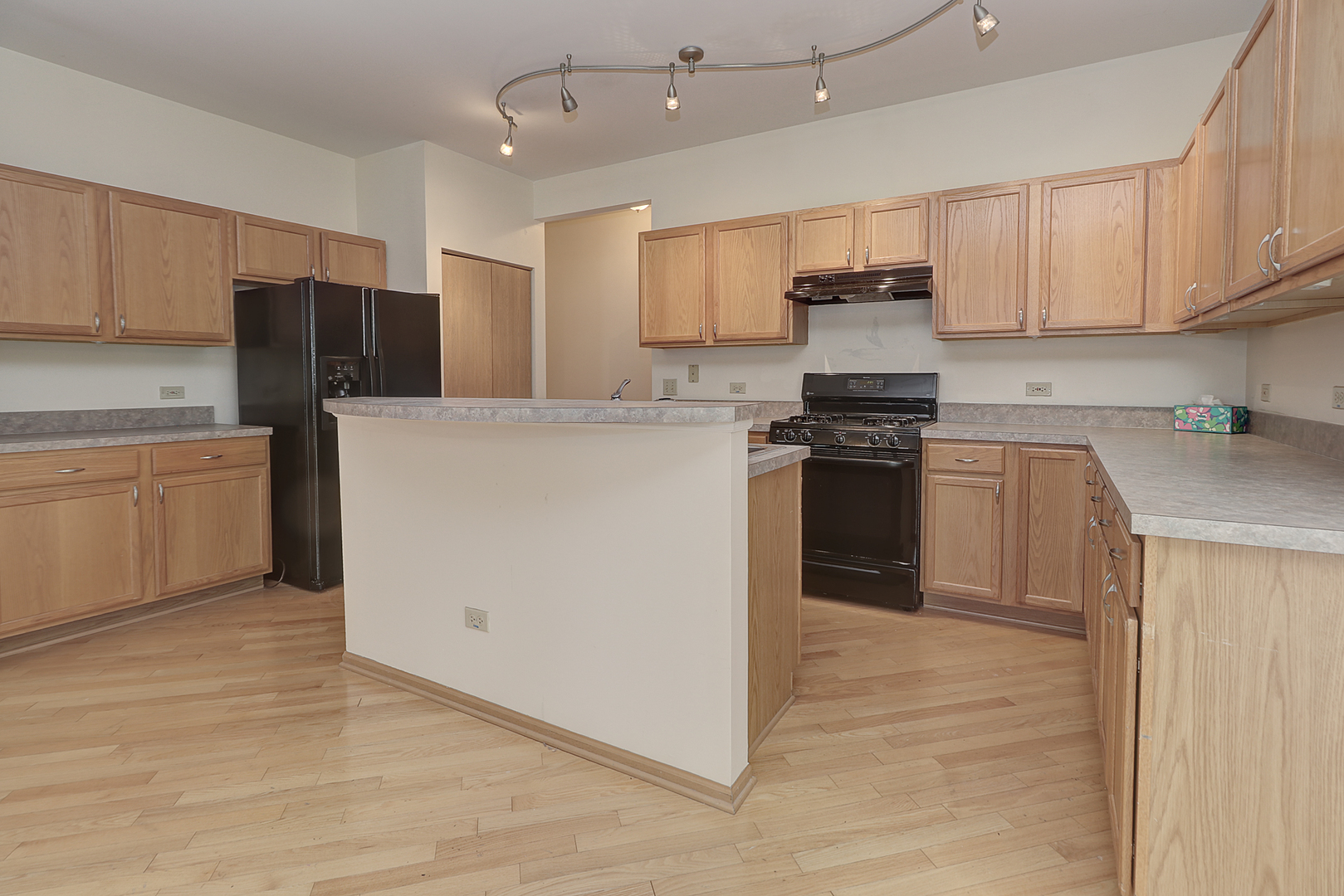 728 Holland Lane Property Photo 12