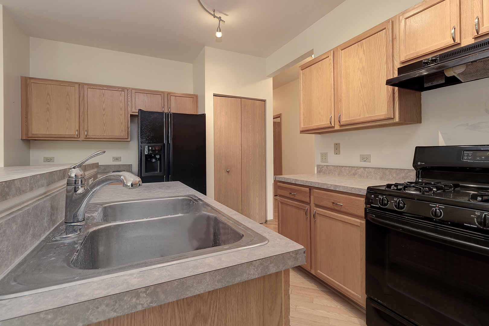 728 Holland Lane Property Photo 15