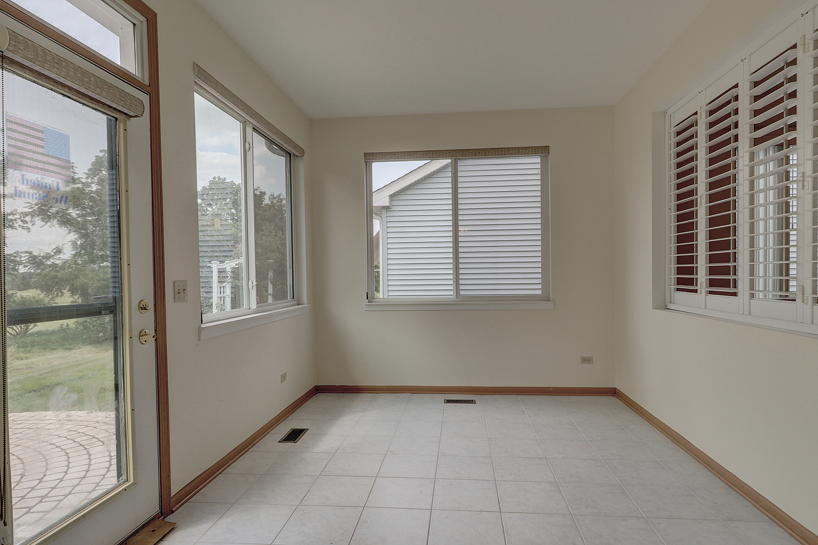 728 Holland Lane Property Photo 21