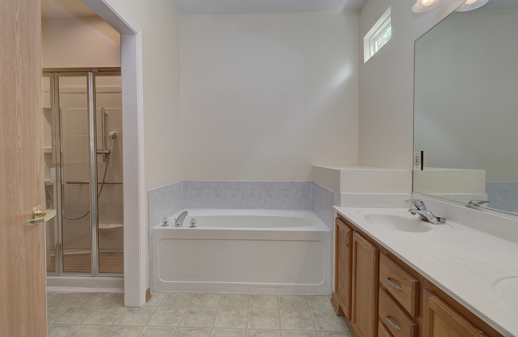 728 Holland Lane Property Photo 23