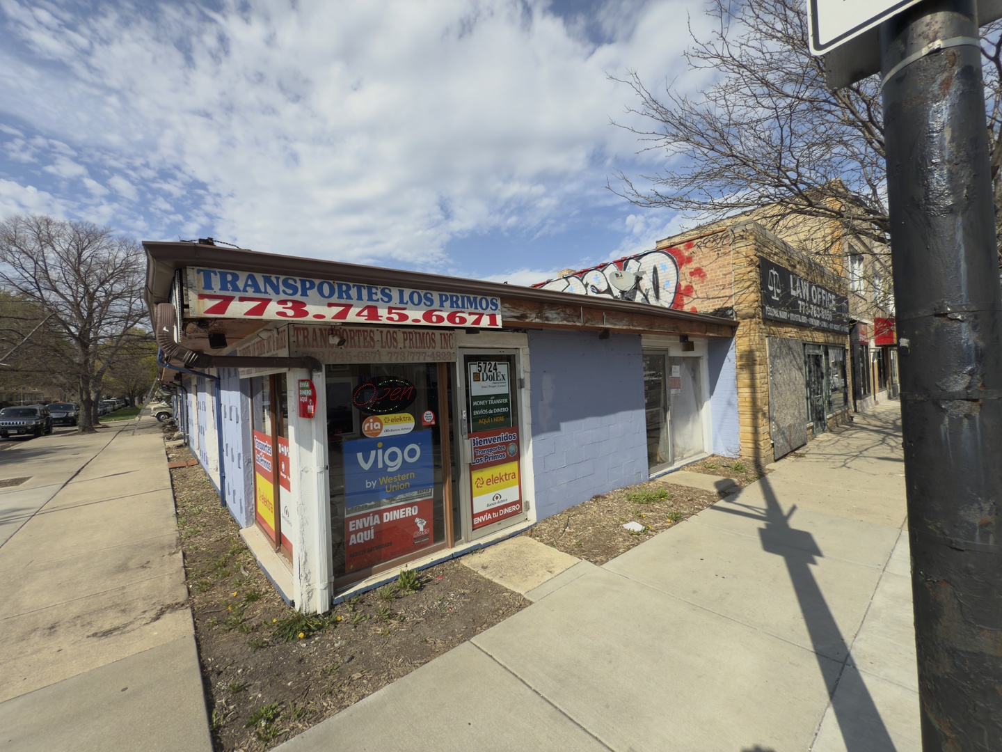 5724 W Diversey Avenue Property Photo 3