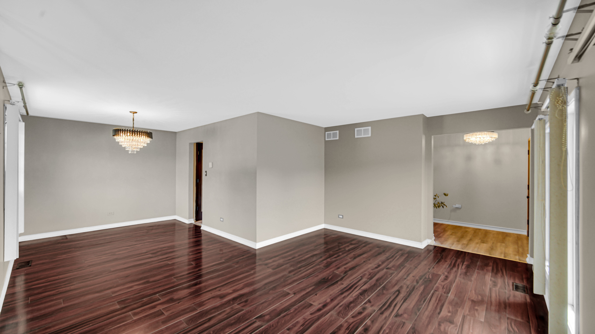 621 Escanaba Avenue Property Photo 6