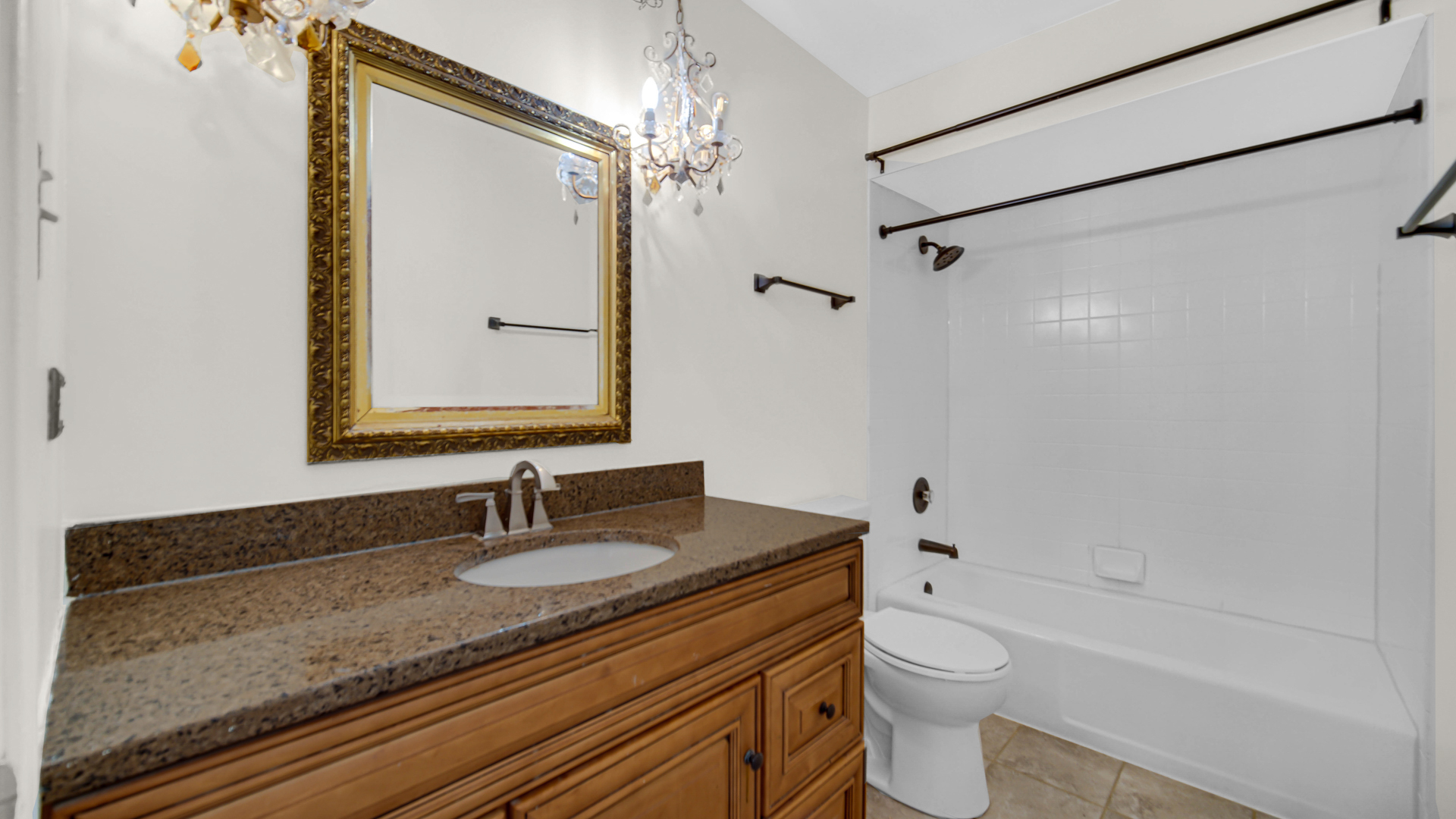 621 Escanaba Avenue Property Photo 15