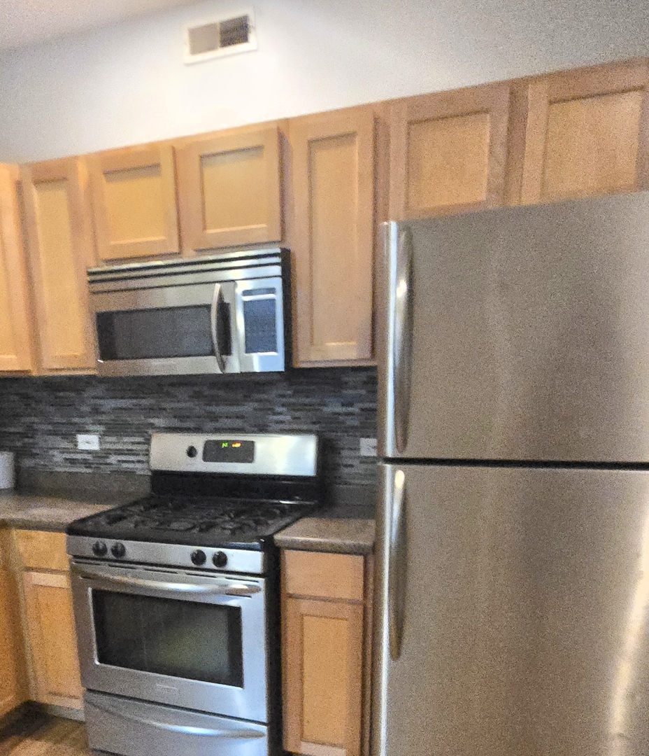 8136 S Drexel Avenue 2 Property Photo 6
