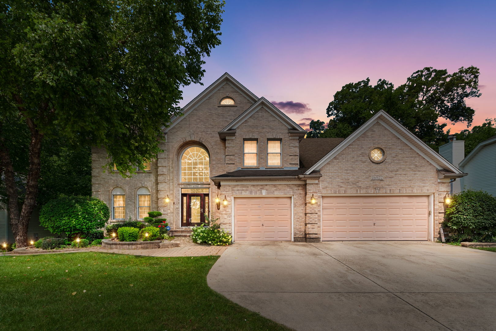 16922 Arbor Creek Drive Property Photo 1