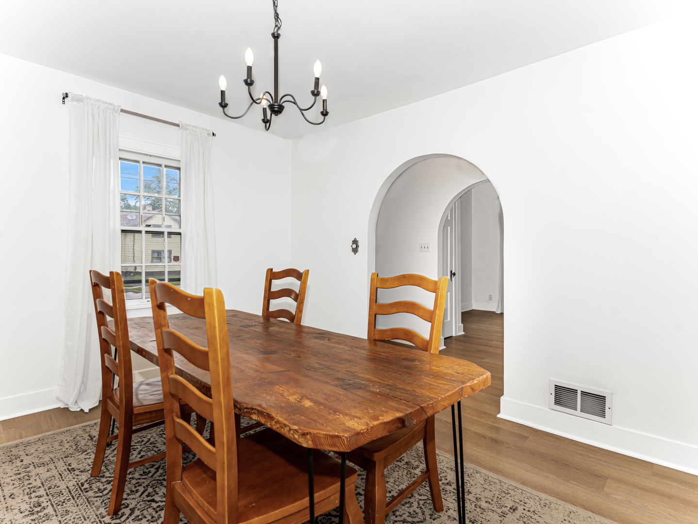 1029 Front Street Property Photo 7