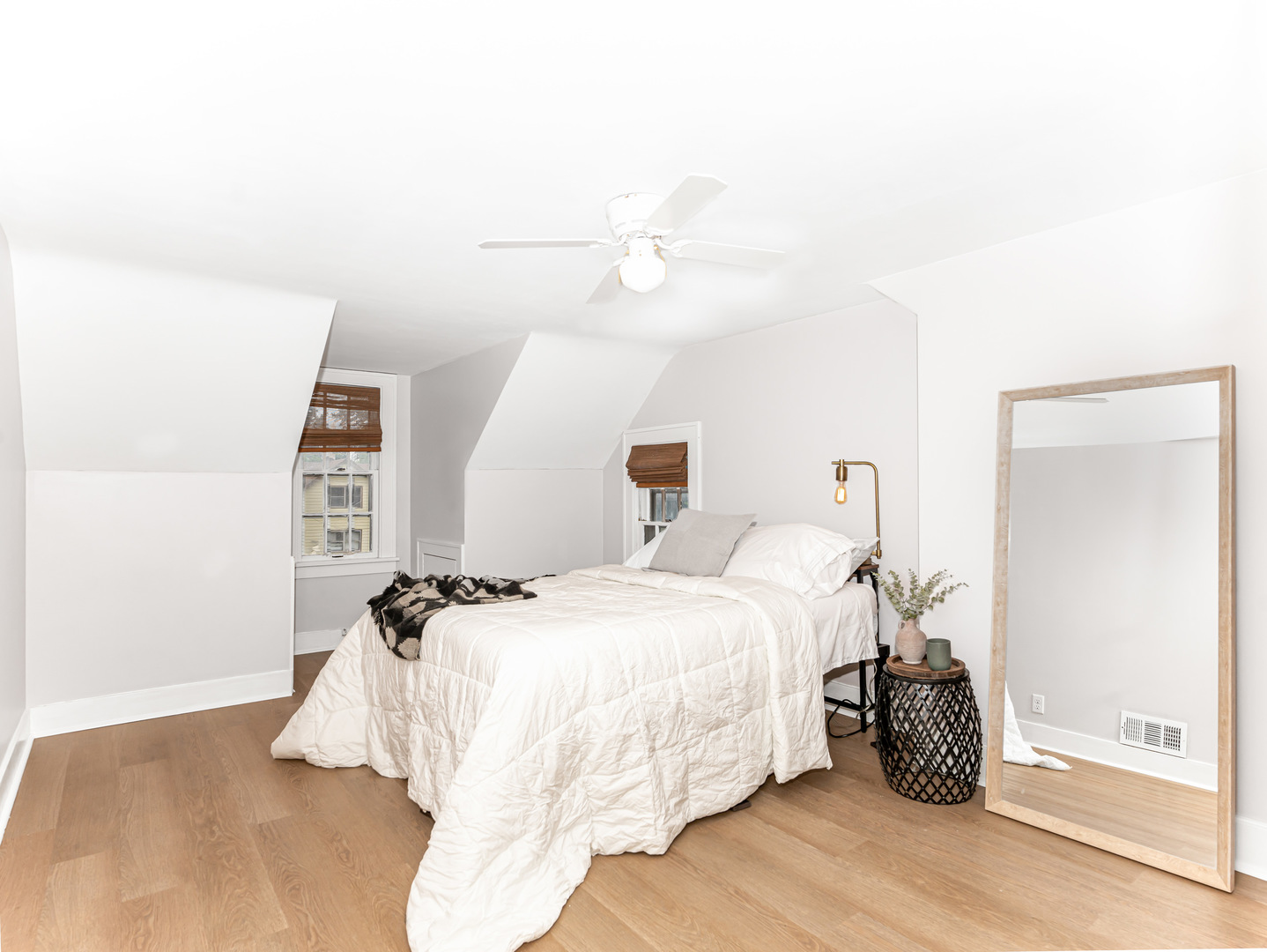 1029 Front Street Property Photo 15