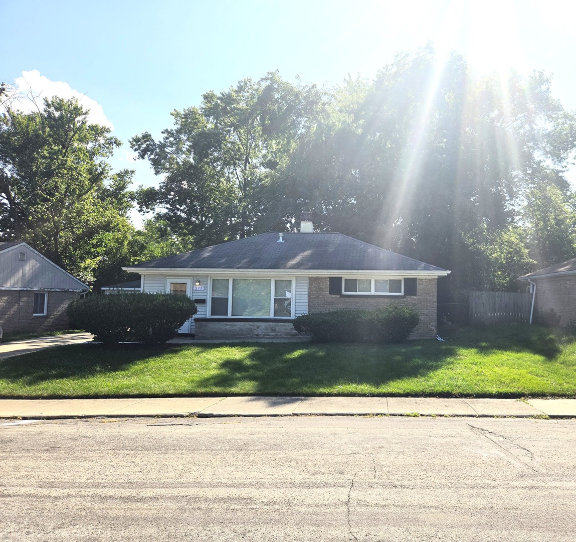 277 Minocqua Street Property Photo 2