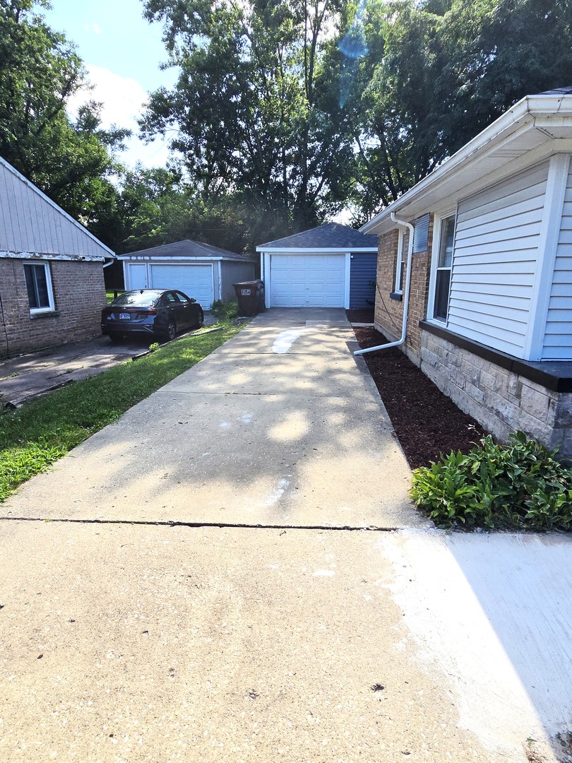 277 Minocqua Street Property Photo 3