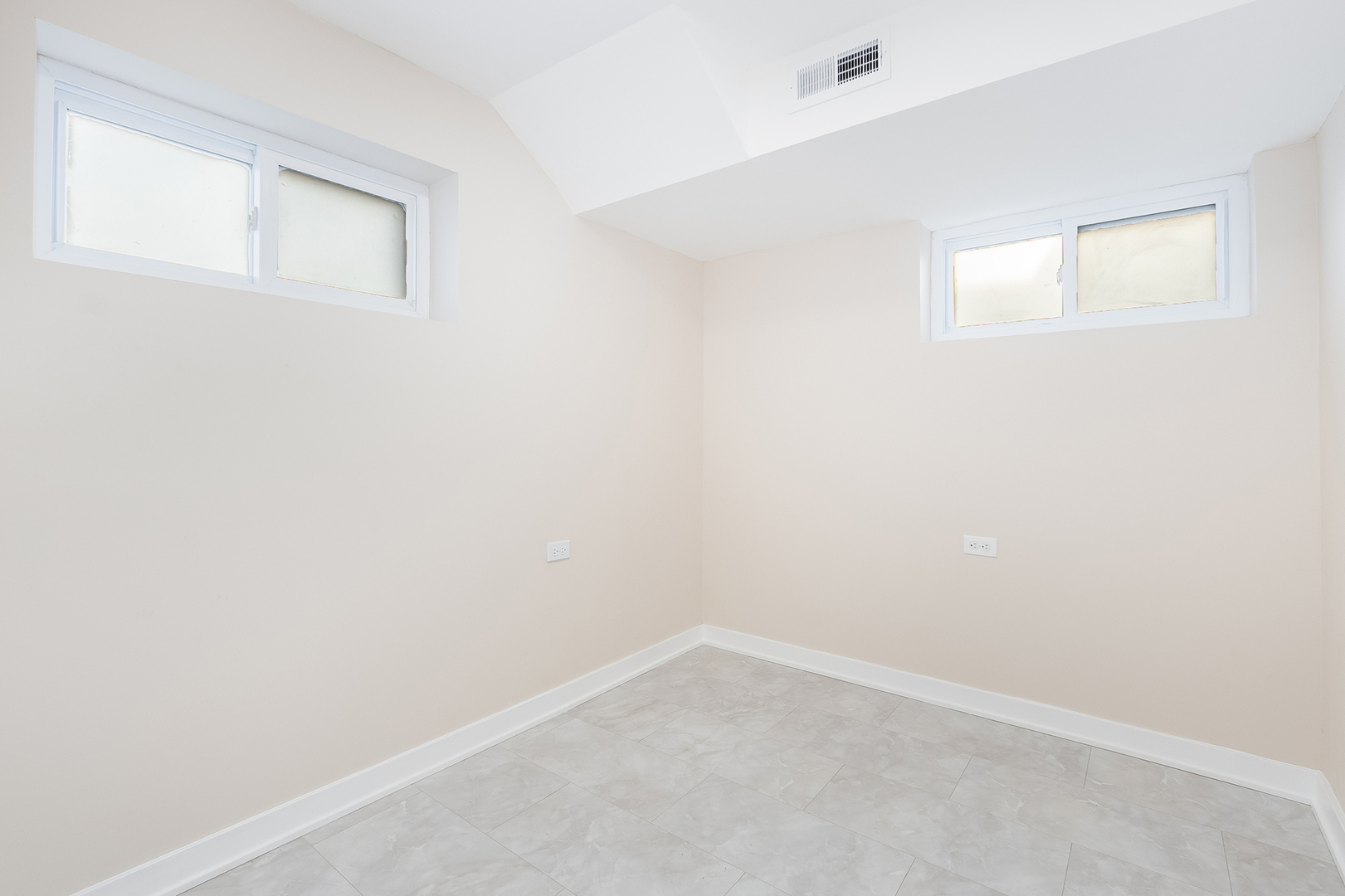 6117 W 80th Street Property Photo 21