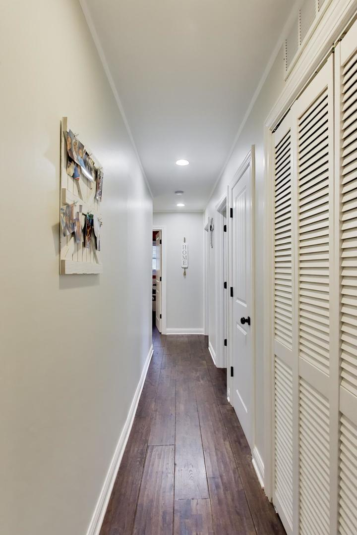 502 Shadywood Lane Property Photo 16