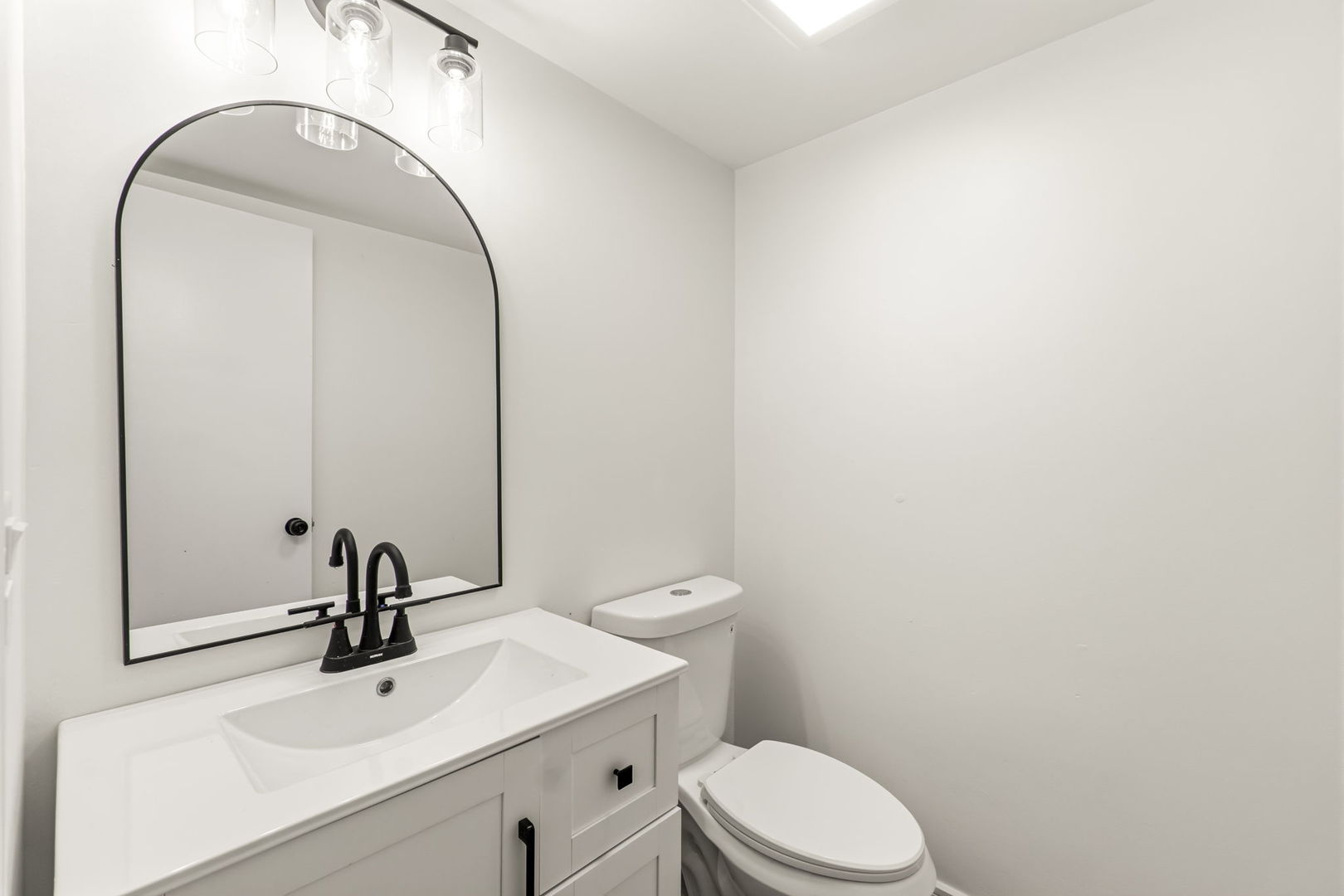 1080 Dresden Drive Property Photo 17