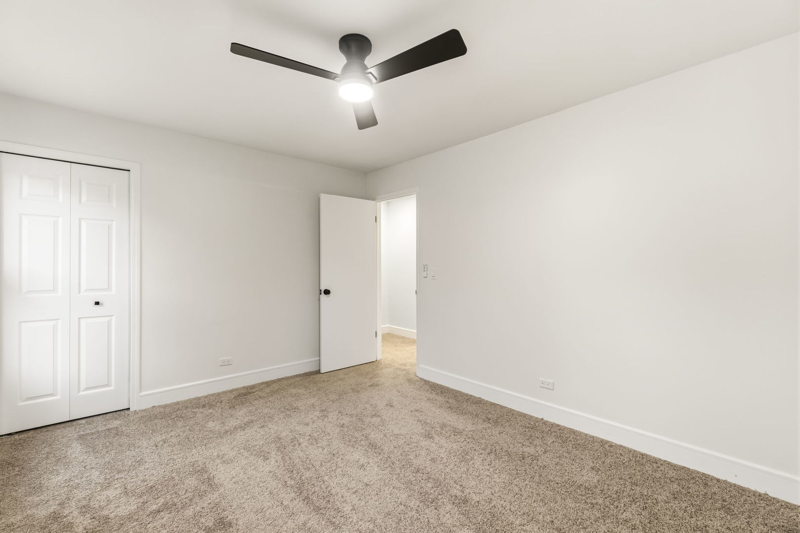 1080 Dresden Drive Property Photo 19