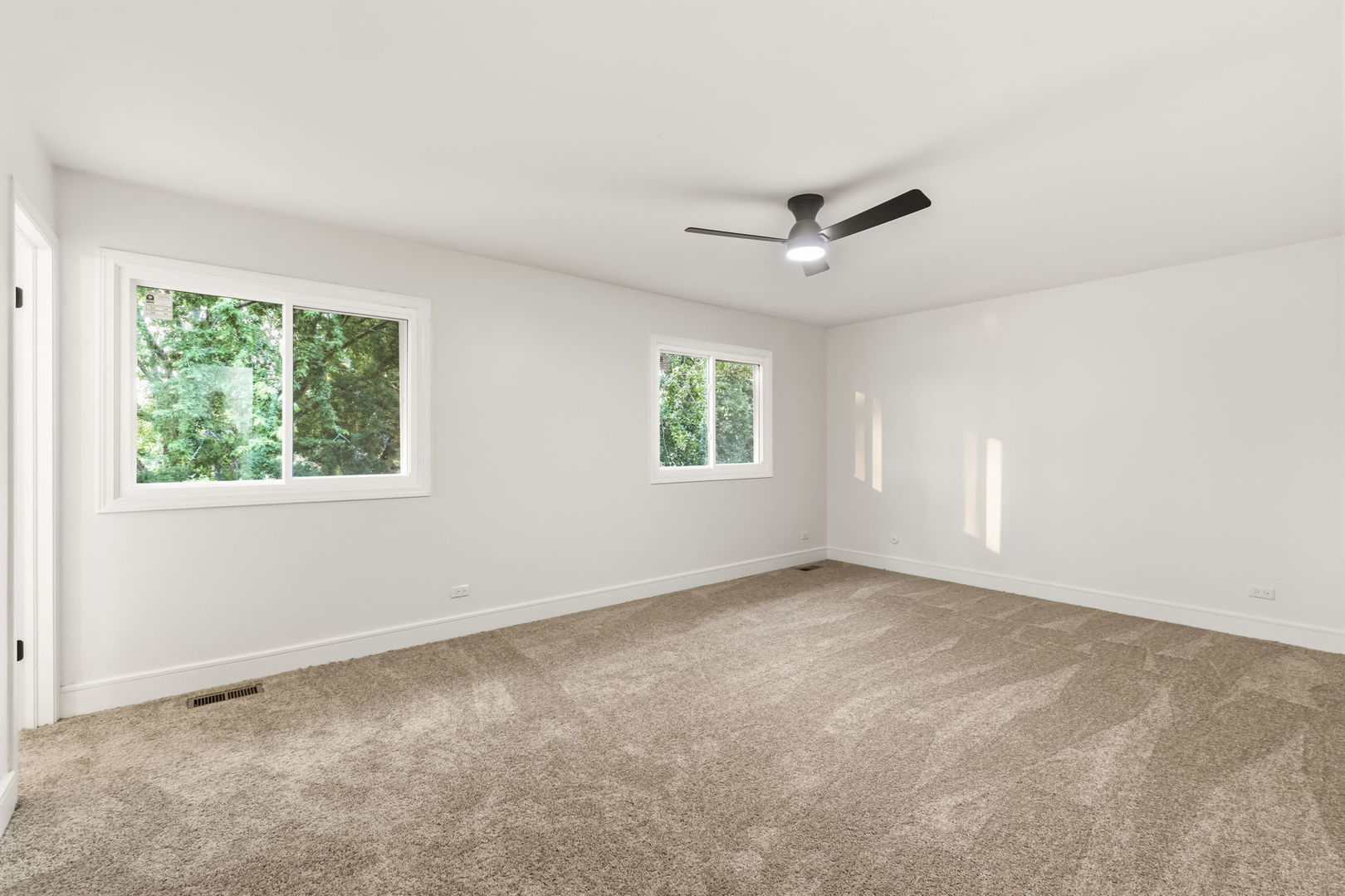 1080 Dresden Drive Property Photo 24