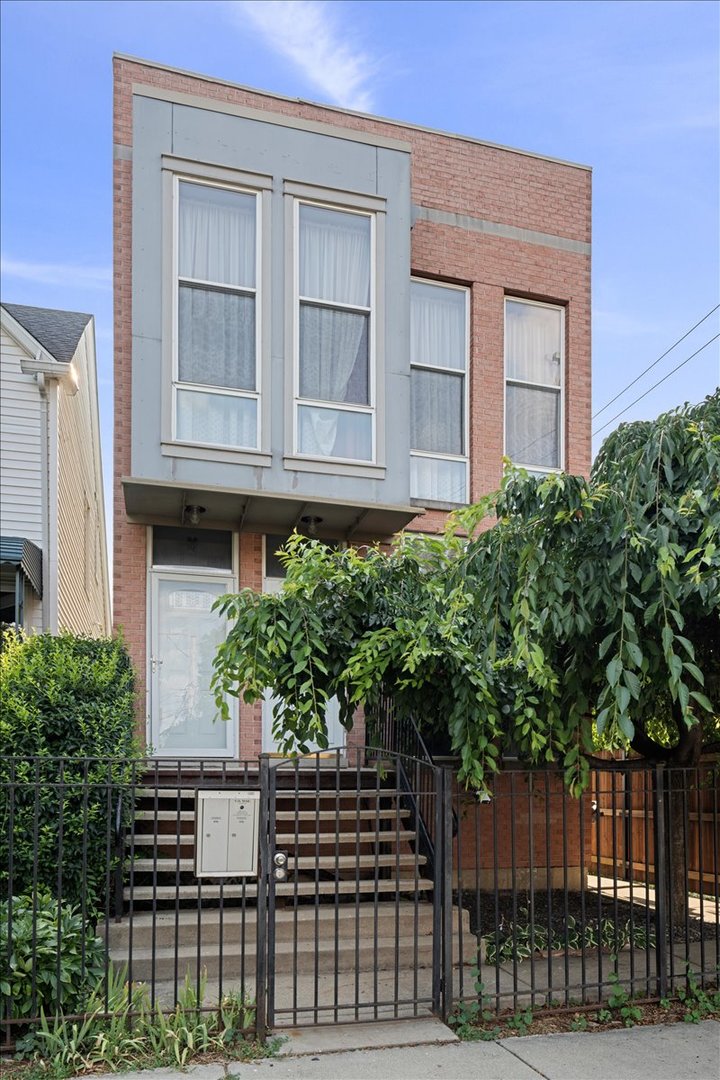 2146 N Lawndale Avenue 1 Property Photo 1