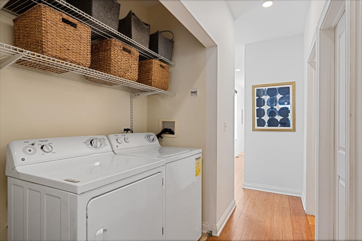 2146 N Lawndale Avenue 1 Property Photo 13