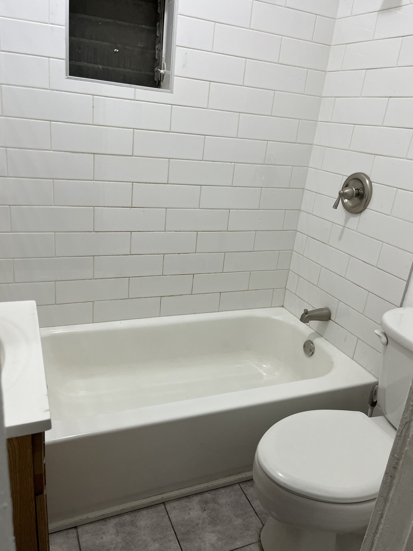 33 E 119th Street Property Photo 8