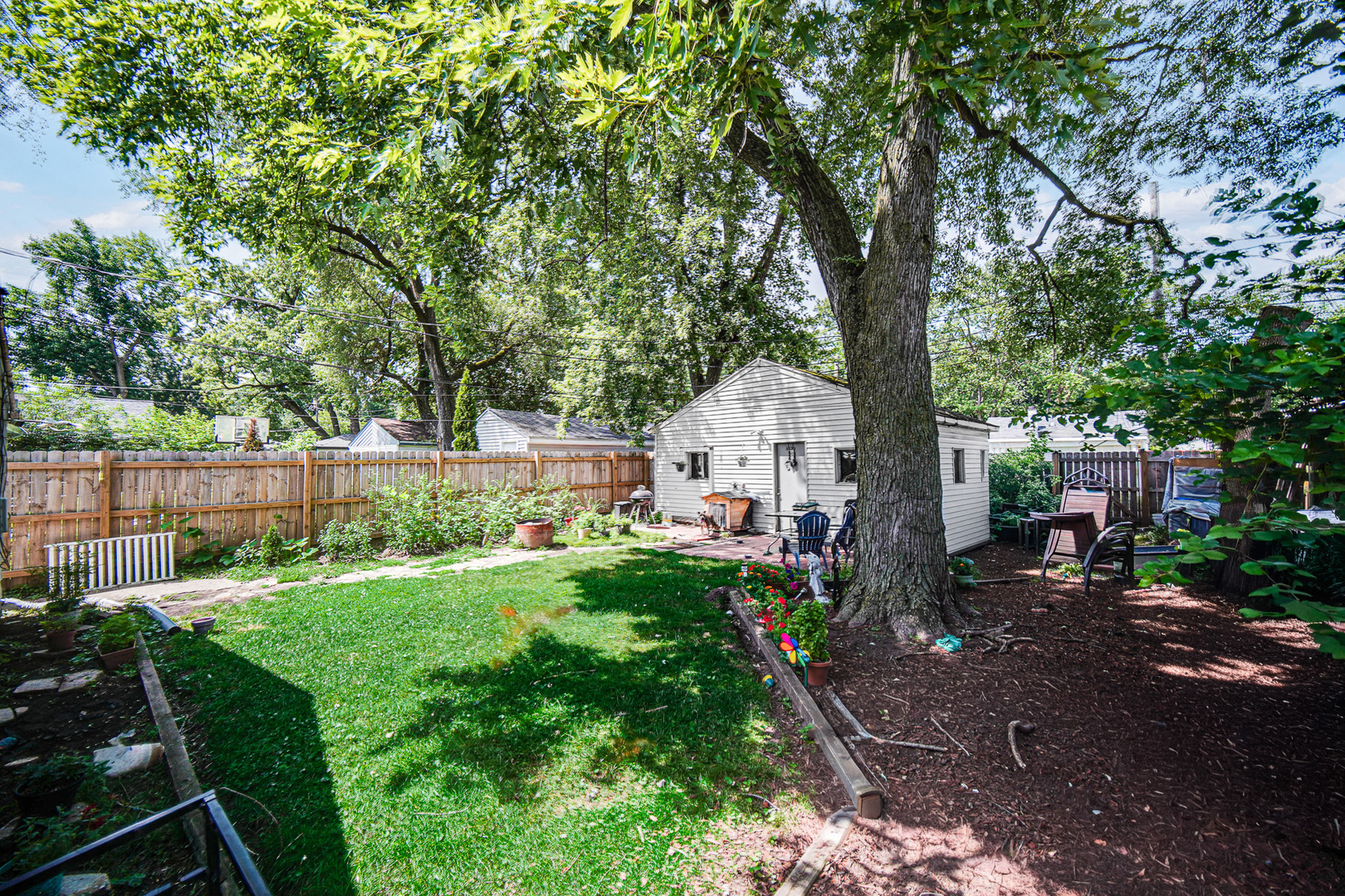 16814 Crane Avenue Property Photo 7