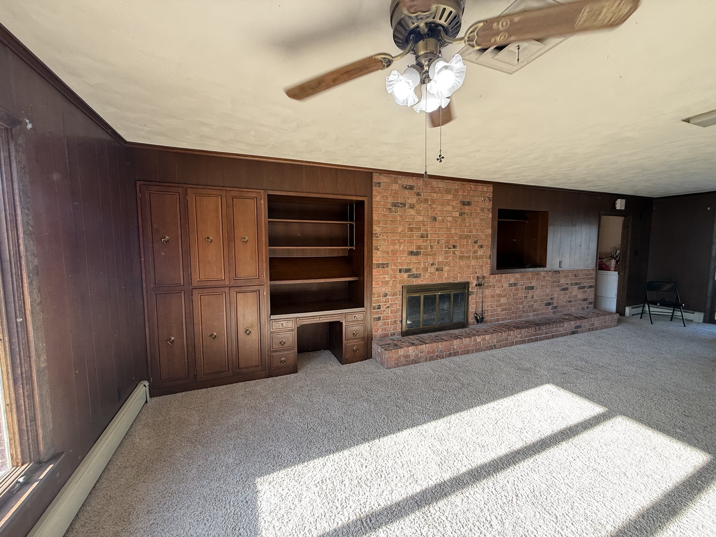 406 S Walnut Street Property Photo 6