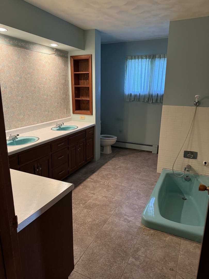 406 S Walnut Street Property Photo 12