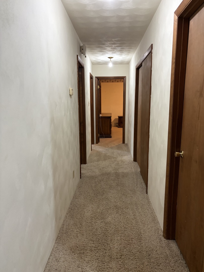 406 S Walnut Street Property Photo 14