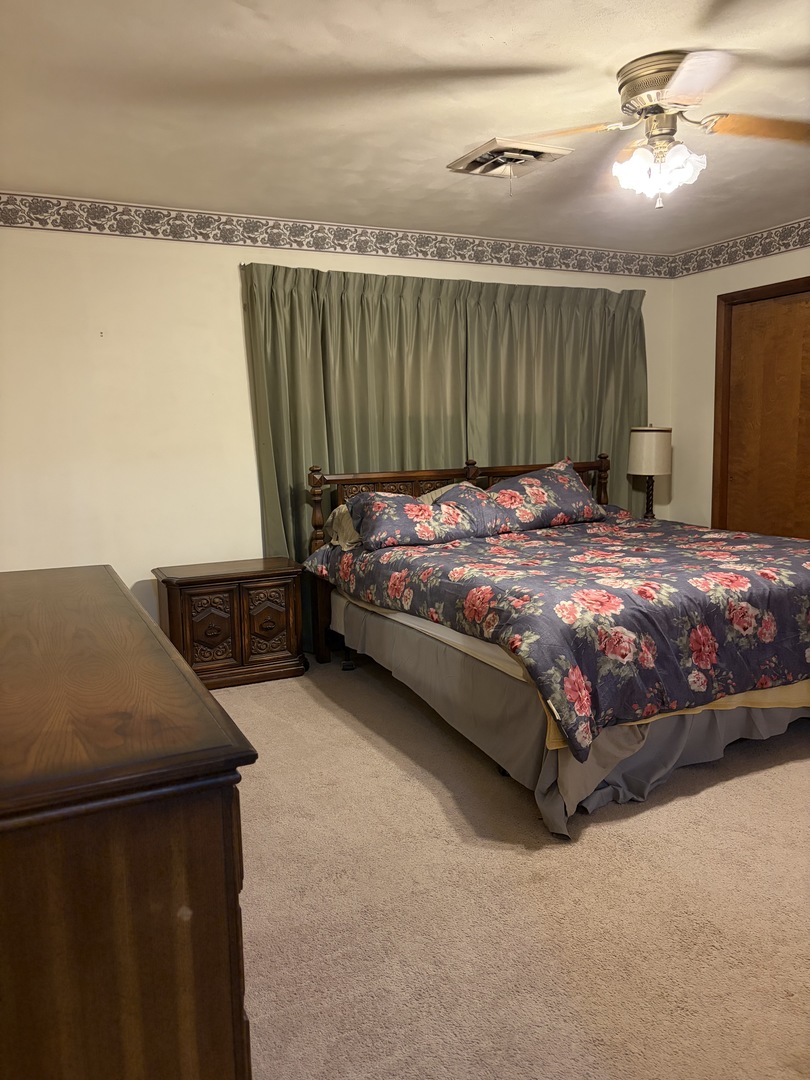 406 S Walnut Street Property Photo 16
