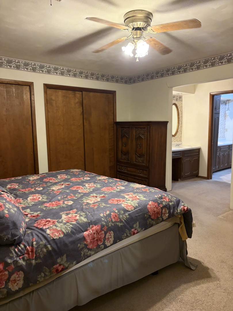 406 S Walnut Street Property Photo 17