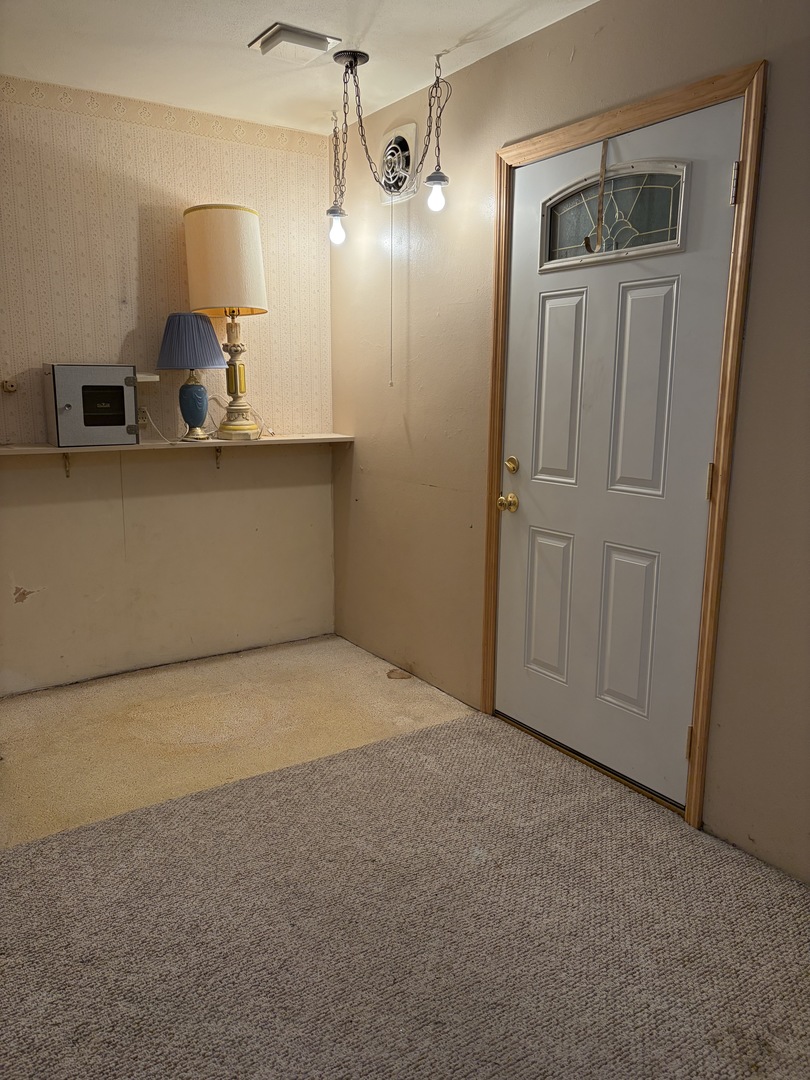 406 S Walnut Street Property Photo 20